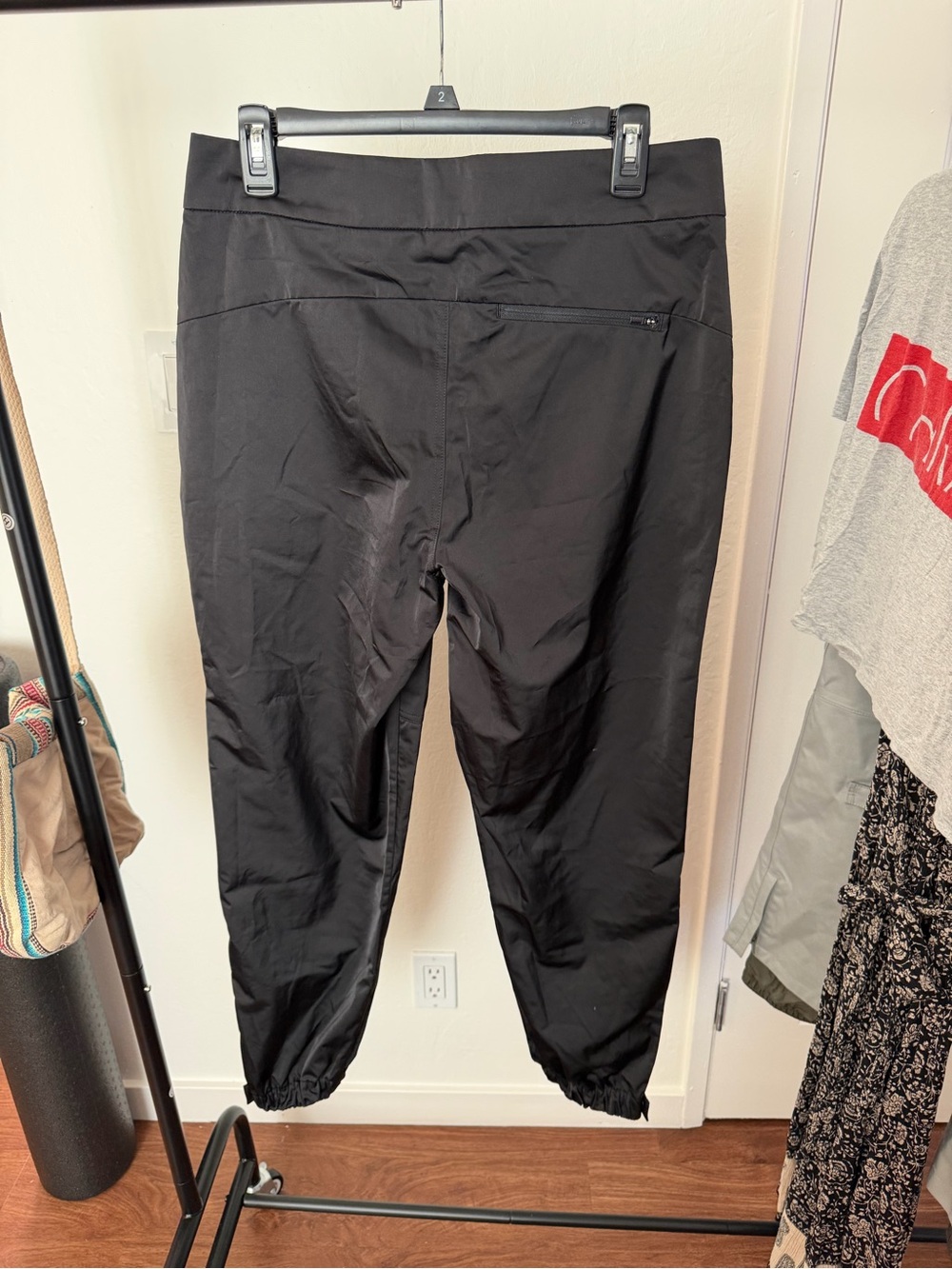 Athleta Black Men's Lightweight Jogger Trouser - Picture 2 of 2